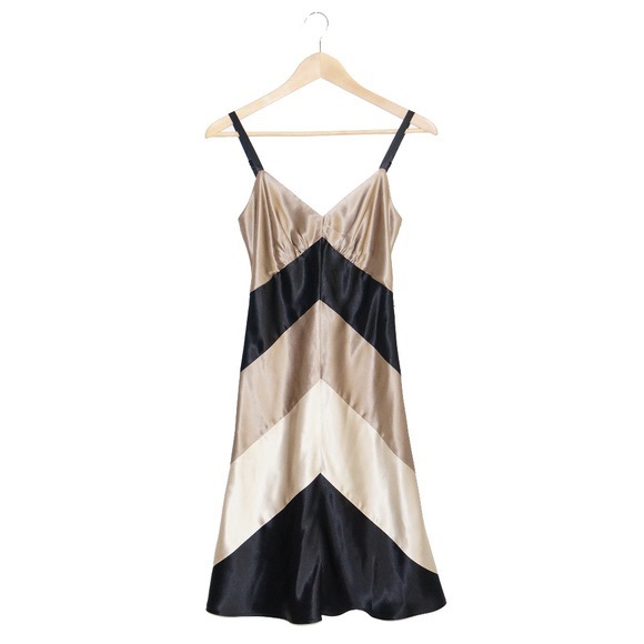 BCBGMaxAzria Dresses & Skirts - BCBGmaxazria chevron silk slip dress